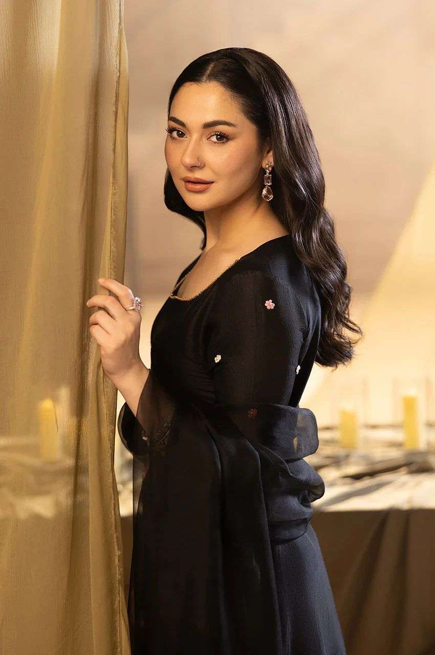 LG 2076 SILK WITH PREETY LOOK DESIGNER LADIES PARTY WEAR SUIT