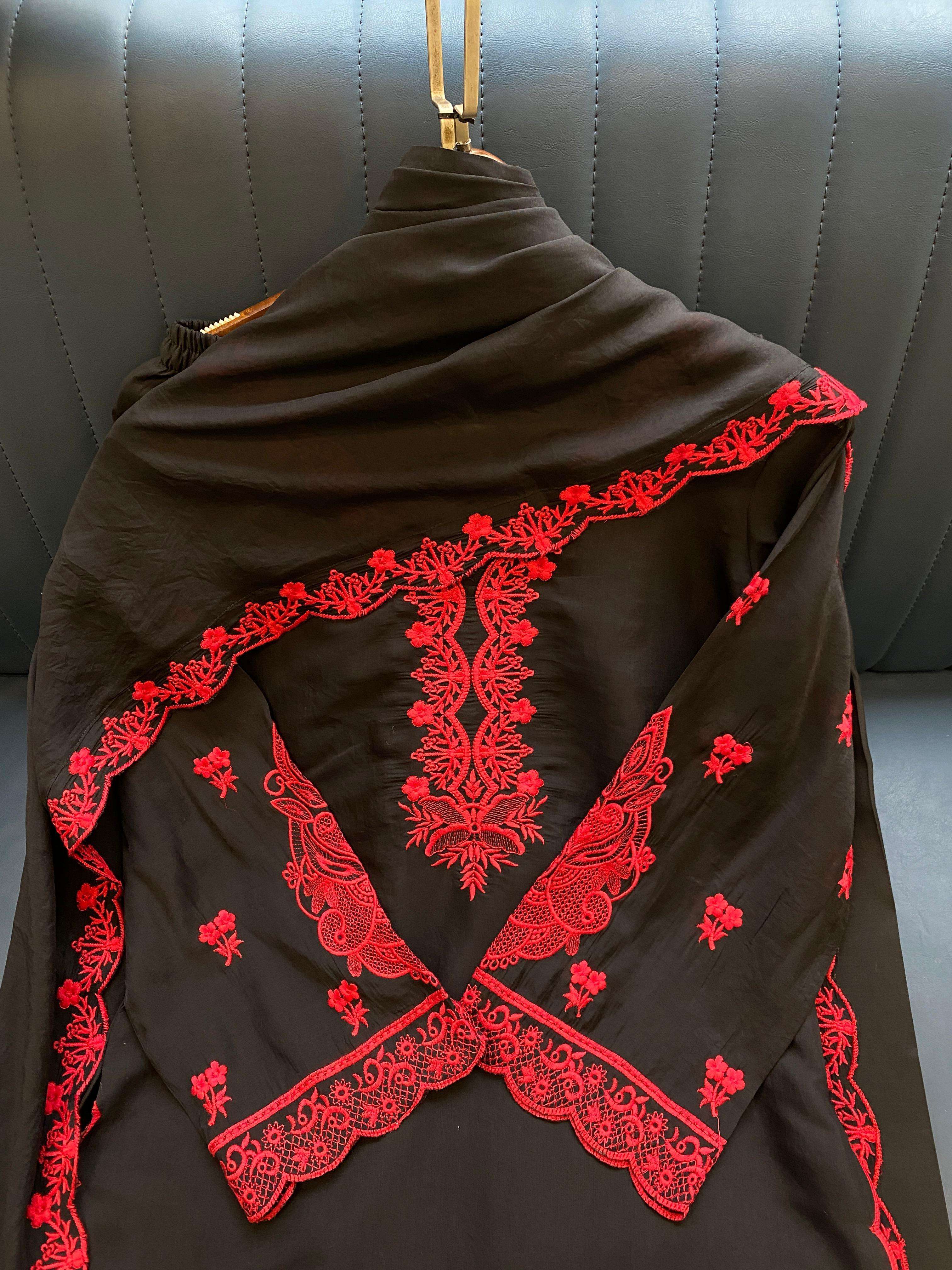LG 2079 COTTON FANCY EMBROIDERY WORK LADIES PAKISTANI STYLE SUIT