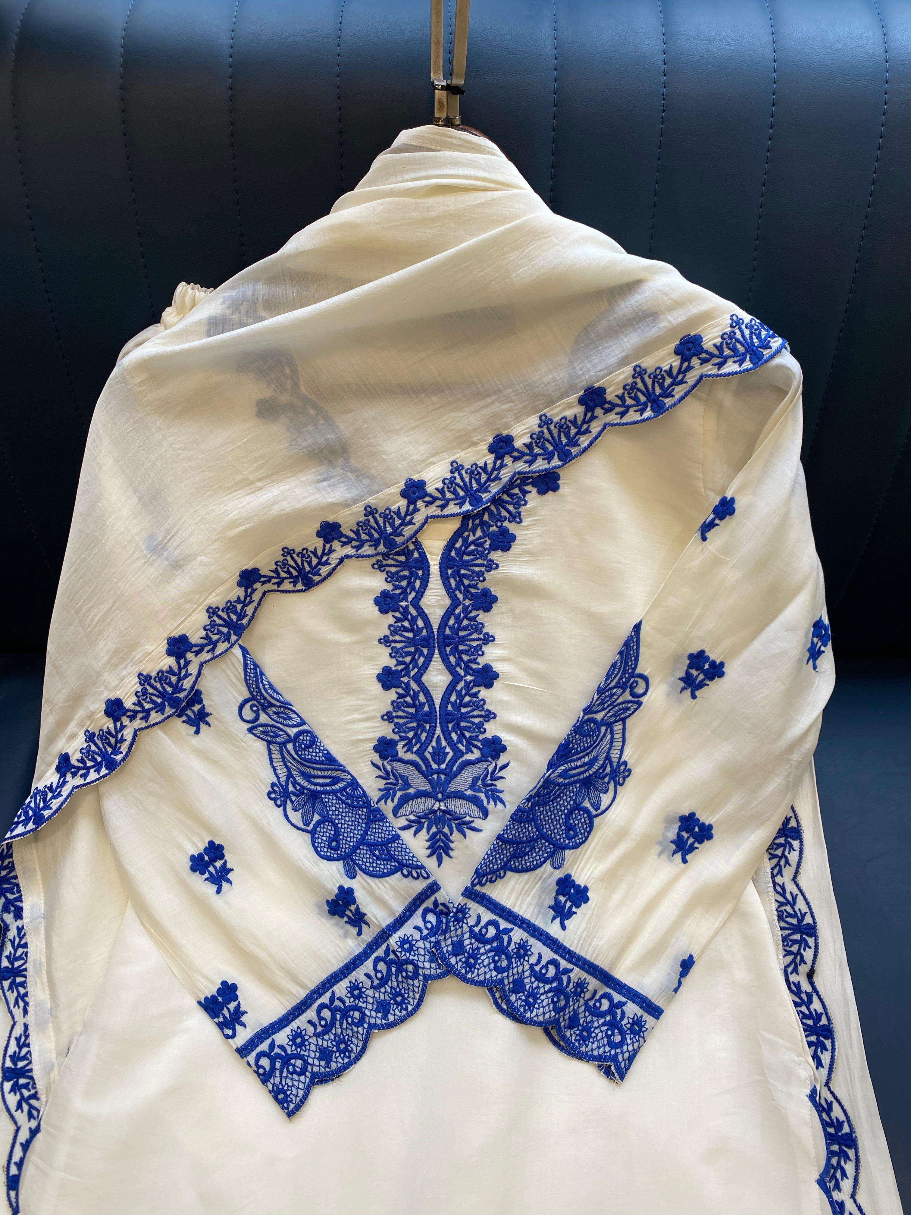 LG 2079 COTTON FANCY EMBROIDERY WORK LADIES PAKISTANI STYLE SUIT