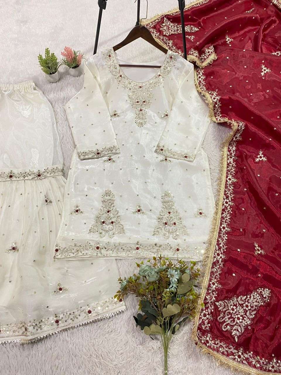 LG 2080 SILK EMBROIDERY DESIGNER FESTIVE WEAR LADIES SUIT