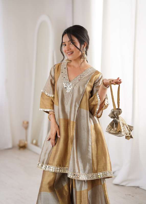 LW 9330 TWO TONE FABRIC PREETY LOOKS TOP BOTTOM WITH BATWA COLLECTION 