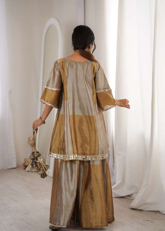 LW 9330 TWO TONE FABRIC PREETY LOOKS TOP BOTTOM WITH BATWA COLLECTION 