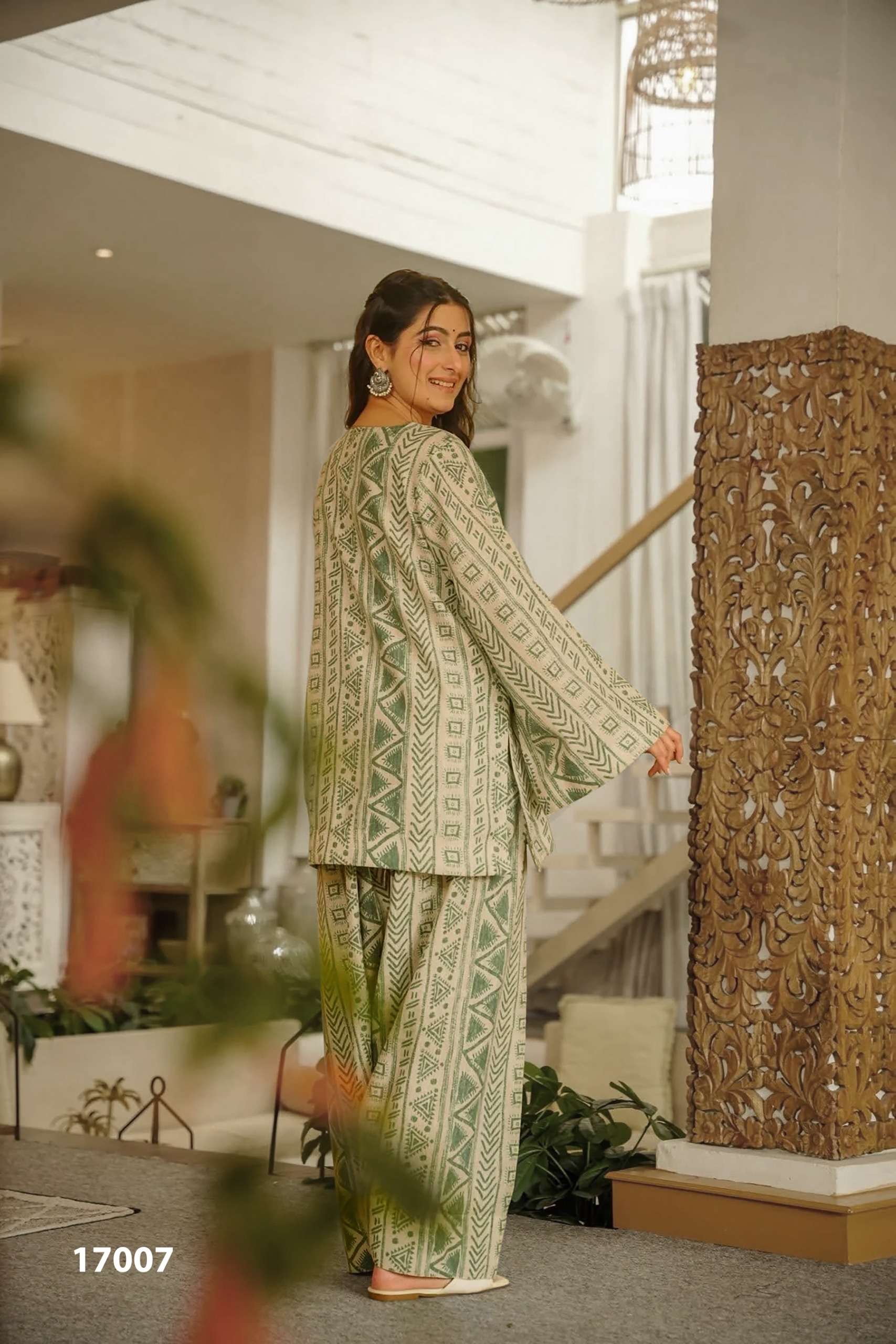 MF CLORA VOL 17 COTTON PRINTED FANCY LOOK READY LADIES 3PCS SET COLLECTION 