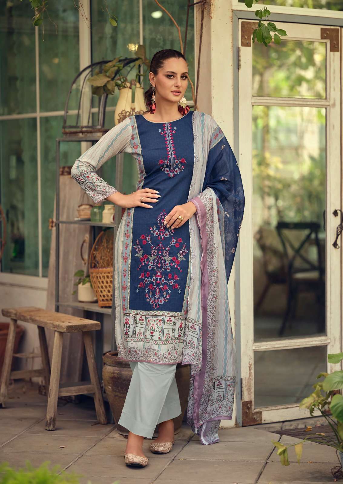 NISANKA AZAA VOL 4 VISCOSE LAWN FANCY EMBROIDERY WORK SUIT