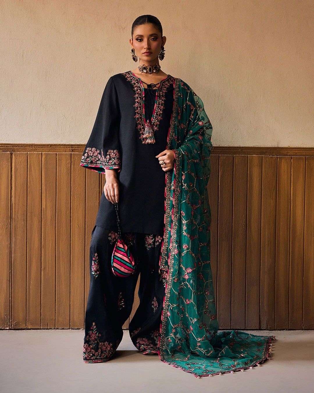 SR 1708 SILK SEQUENCE EMBROIDERY DESIGNER WORK PARTY WEAR LADIES SUIT