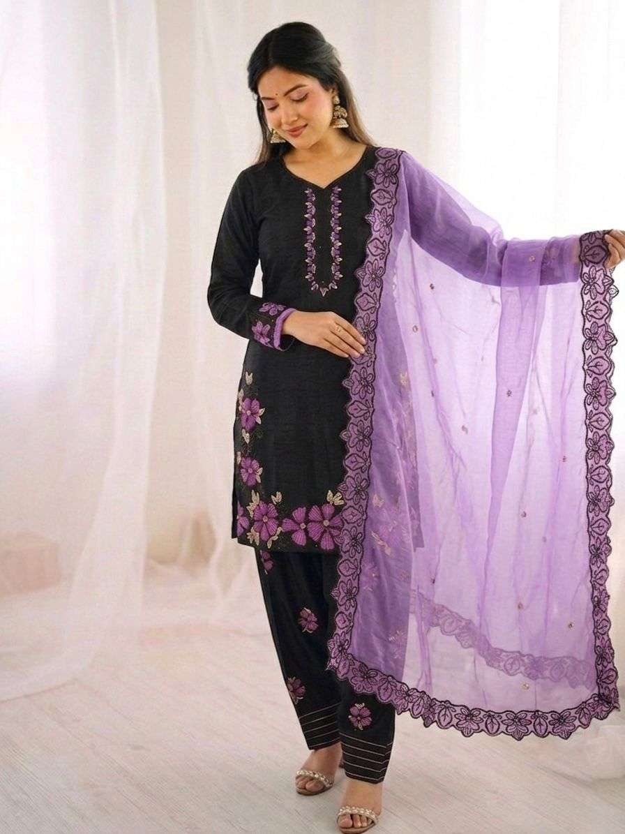 SR 1709 SILK BEAUTIFUL DESIGNER LOOK PAKISTANI STYLE SUIT