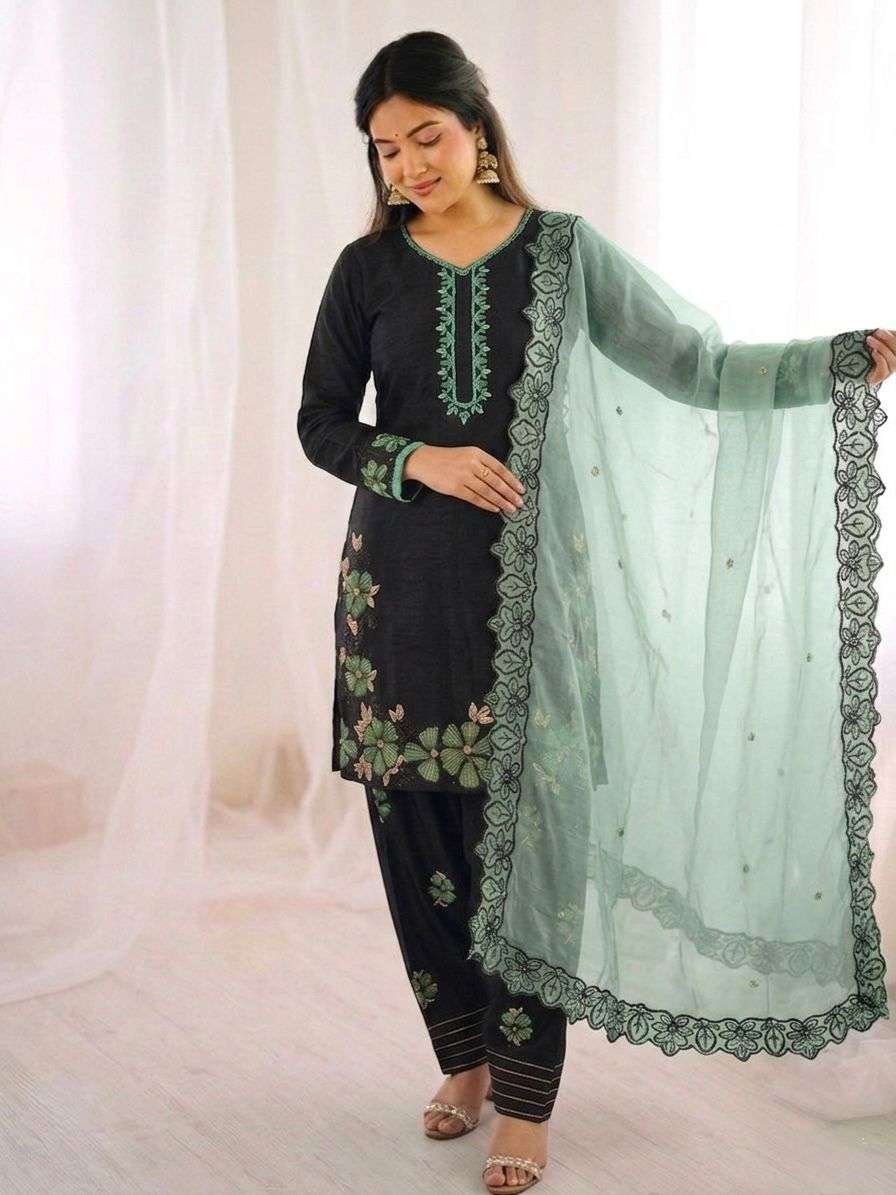 SR 1709 SILK BEAUTIFUL DESIGNER LOOK PAKISTANI STYLE SUIT