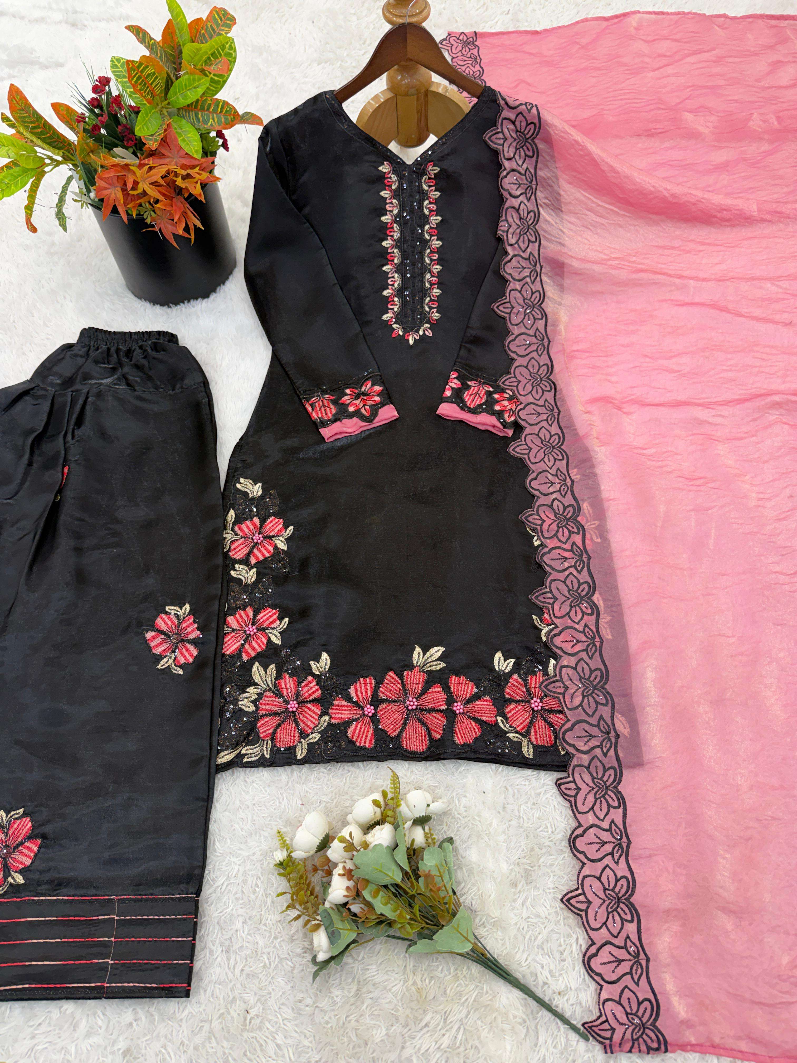 SR 1709 SILK BEAUTIFUL DESIGNER LOOK PAKISTANI STYLE SUIT