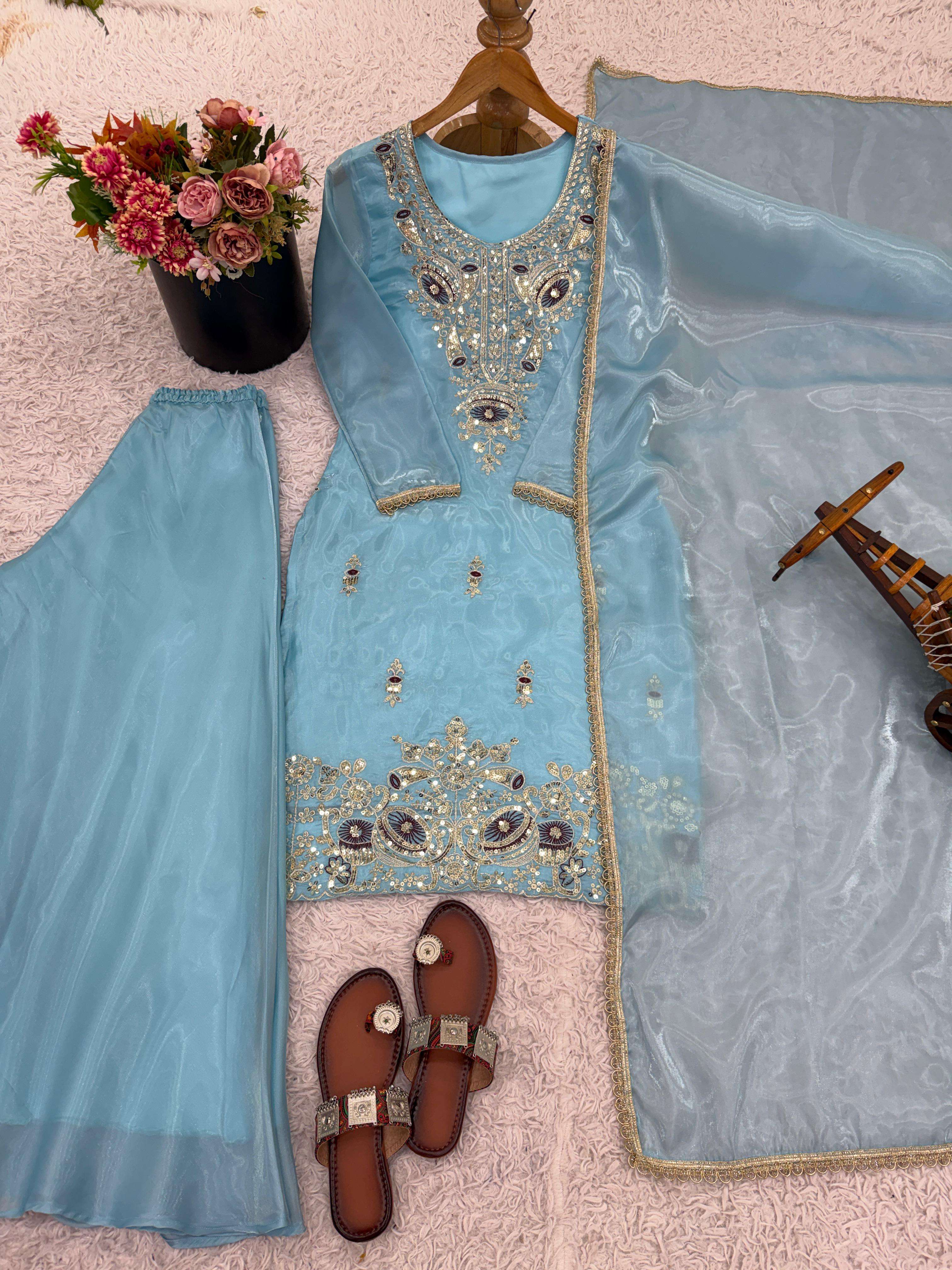 SSR 531 JIMMY CHOO FABRIC BEAUTIFUL DESIGNER LOOK PARTY WEAR LADIES SUIT