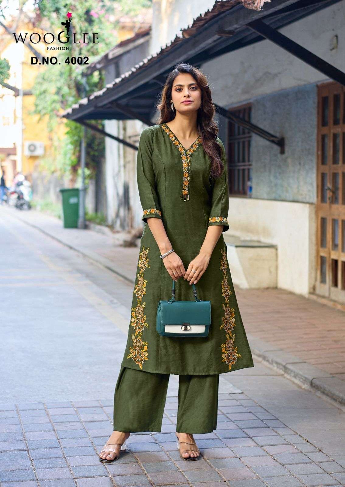 WOOGLEE RAHIMA VISCOSE FANCY WORKS LADIES KURTI WITH BOTTOM PAIR 