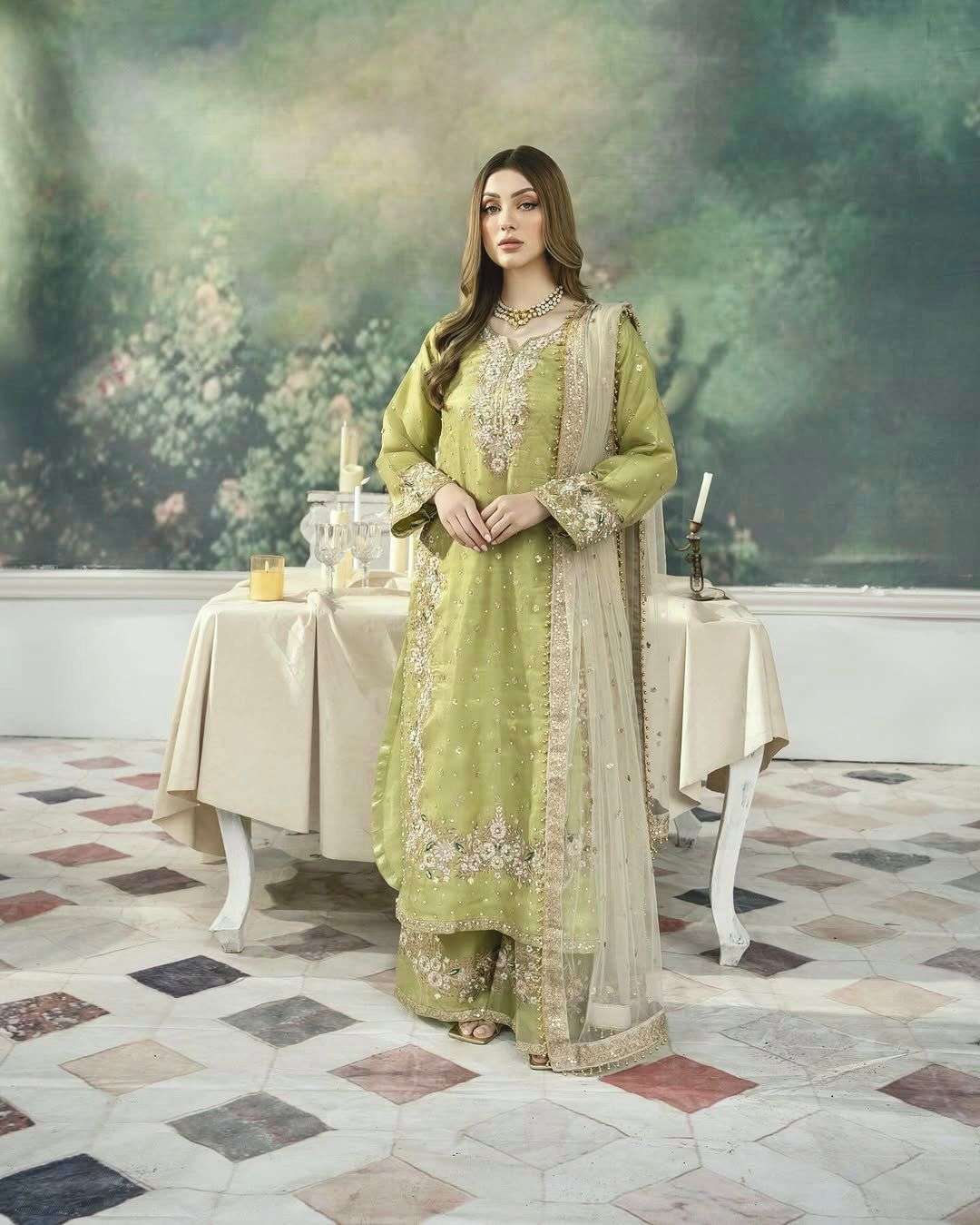 AD 199 SILK HEAVY DESIGNER WORK PARTY WEAR LOOK LADIES SUIT
