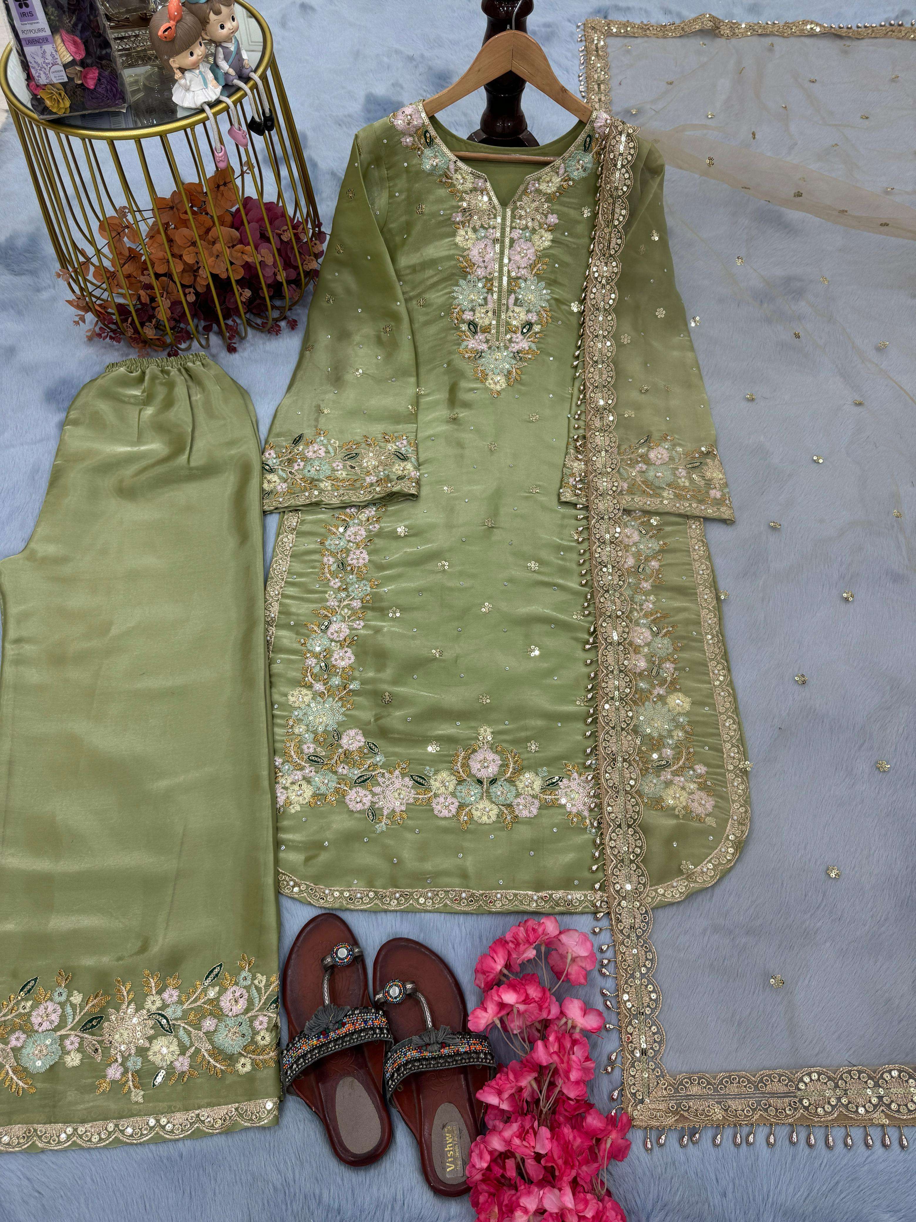 AD 199 SILK HEAVY DESIGNER WORK PARTY WEAR LOOK LADIES SUIT