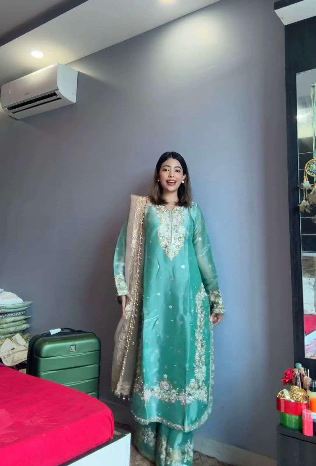 AD 199 SILK HEAVY DESIGNER WORK PARTY WEAR LOOK LADIES SUIT