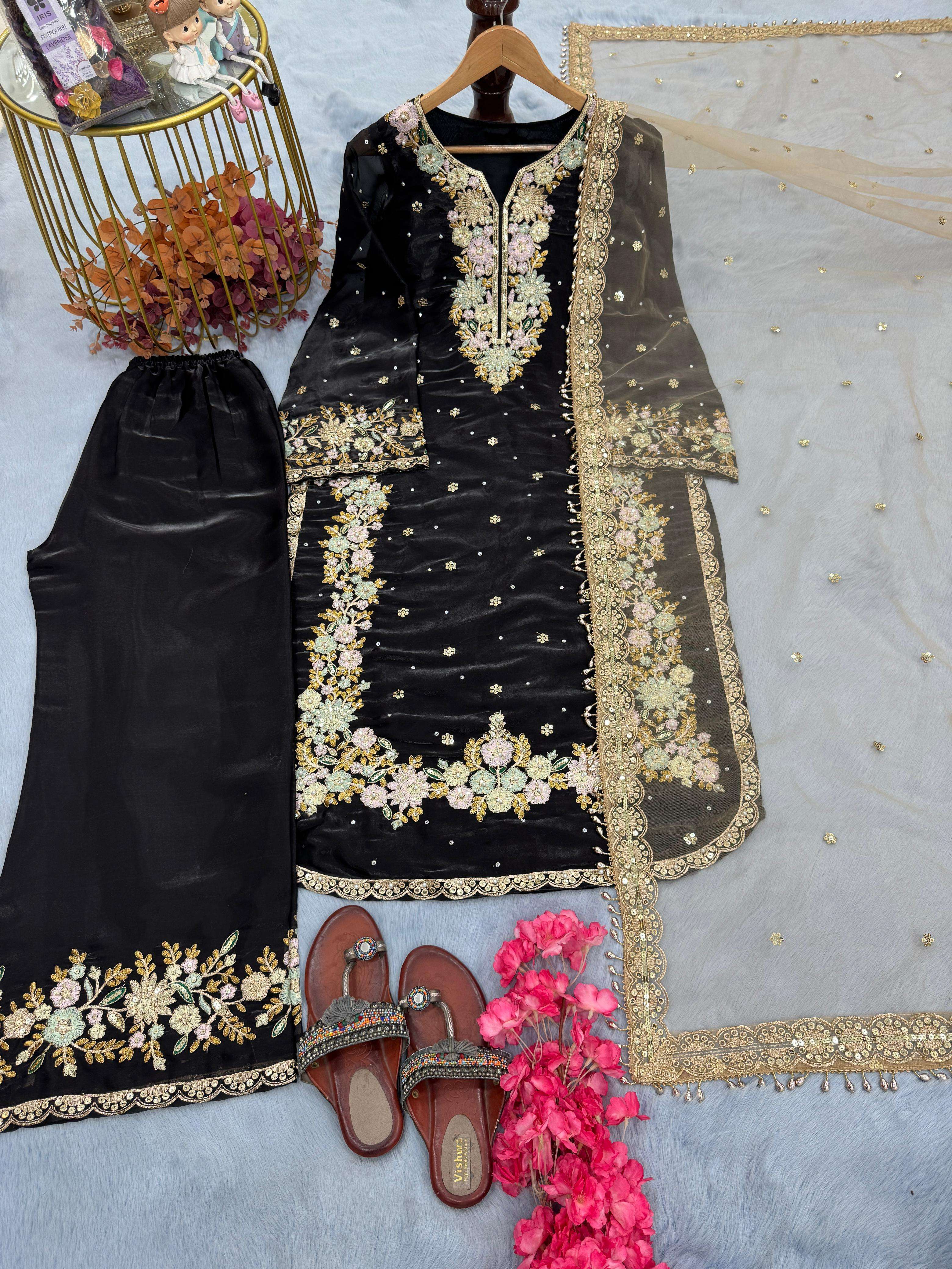 AD 199 SILK HEAVY DESIGNER WORK PARTY WEAR LOOK LADIES SUIT