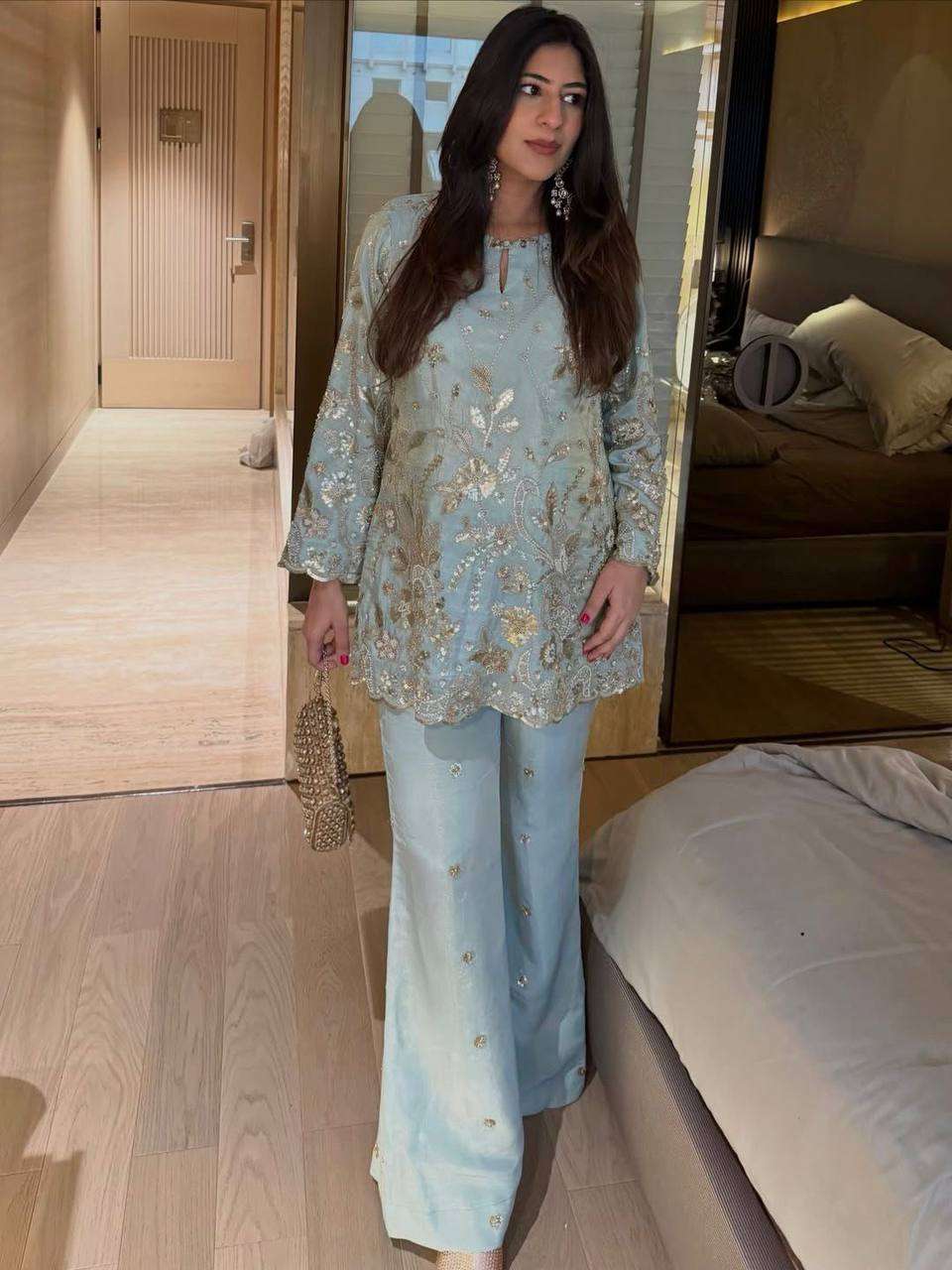 BD 1850 CHINON SILK HEAVY BEAUTIFUL DESIGNER LOOK PARTY WEAR 2PCS SET COLLECTION 