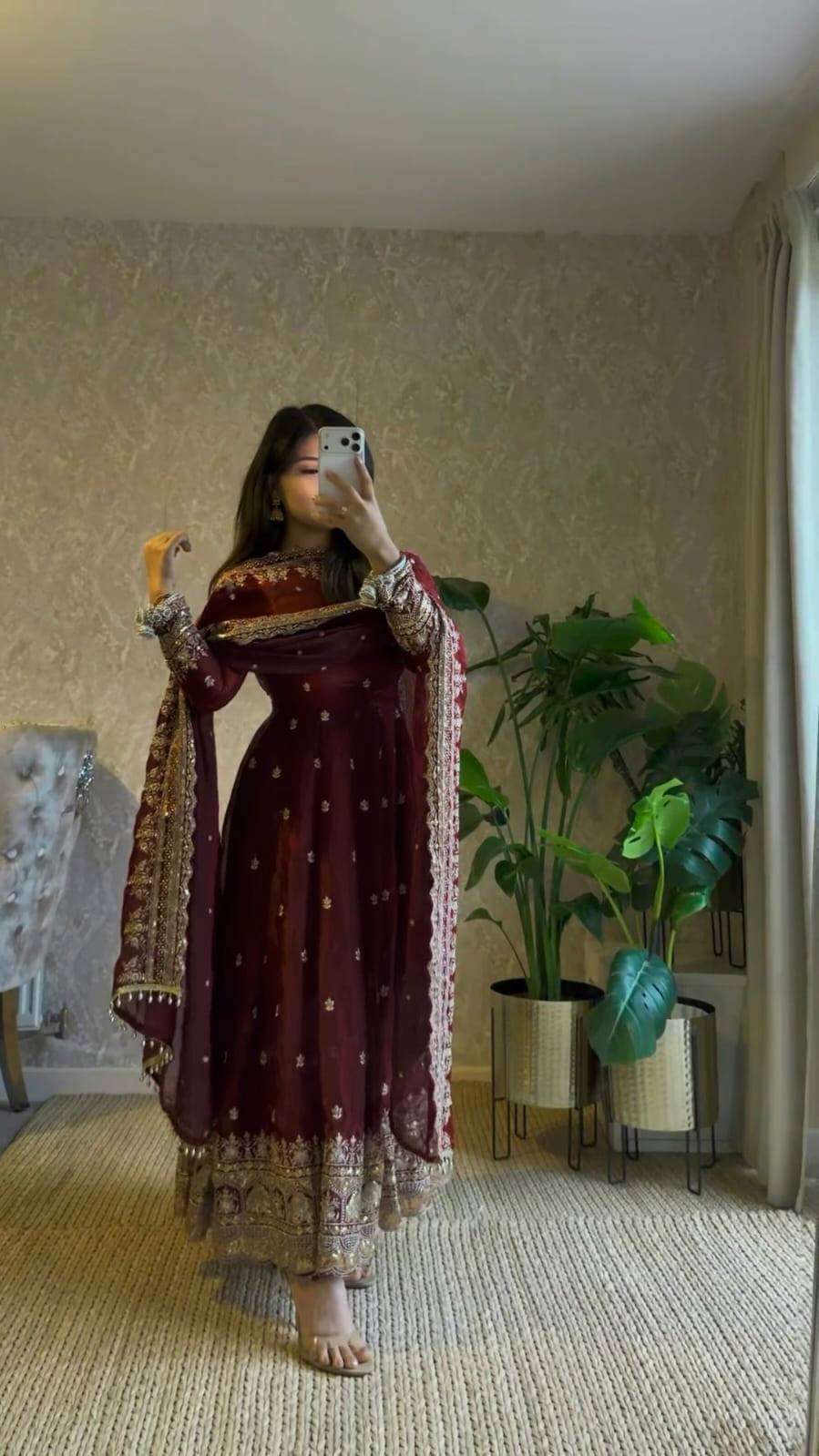 JD 639 SATIN SILK ELEGANT DESIGNER WORK PARTY WEAR ANARKALI GOWN DRESS