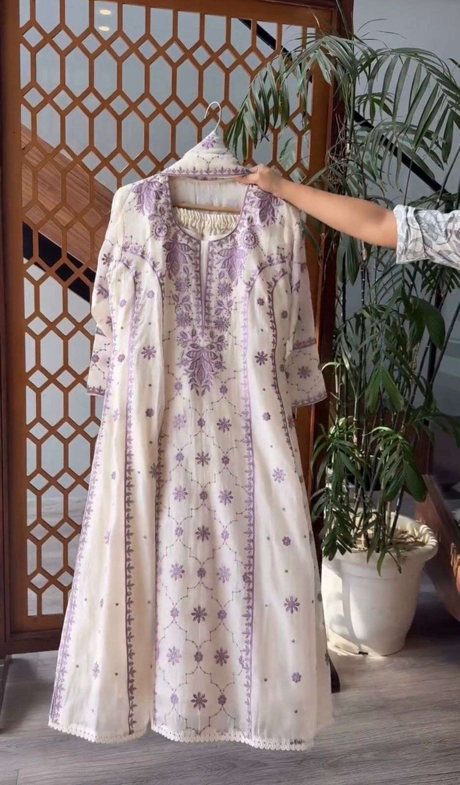 LADY LOOK 014 SILK WITH HEAVY EMBROIDERY WORKS LADIES SUIT