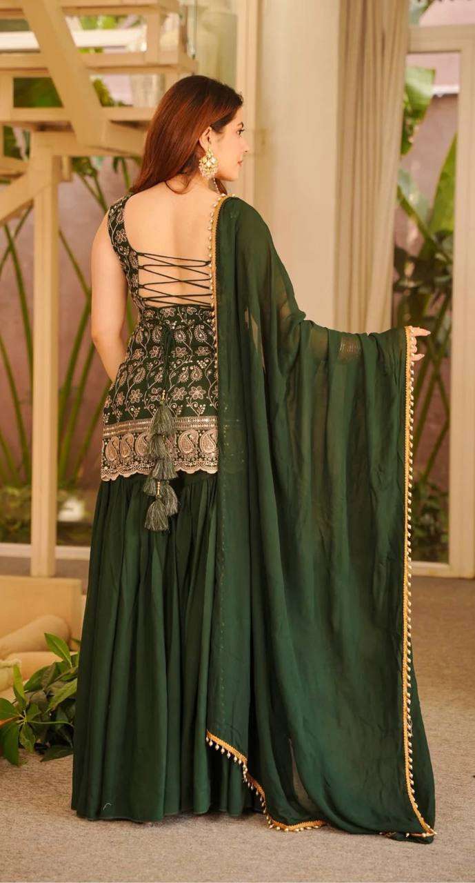 MD 3093 GEORGETTE HEAVY EMBROIDERED DESIGNER WEDDING WEAR LADIES SUIT