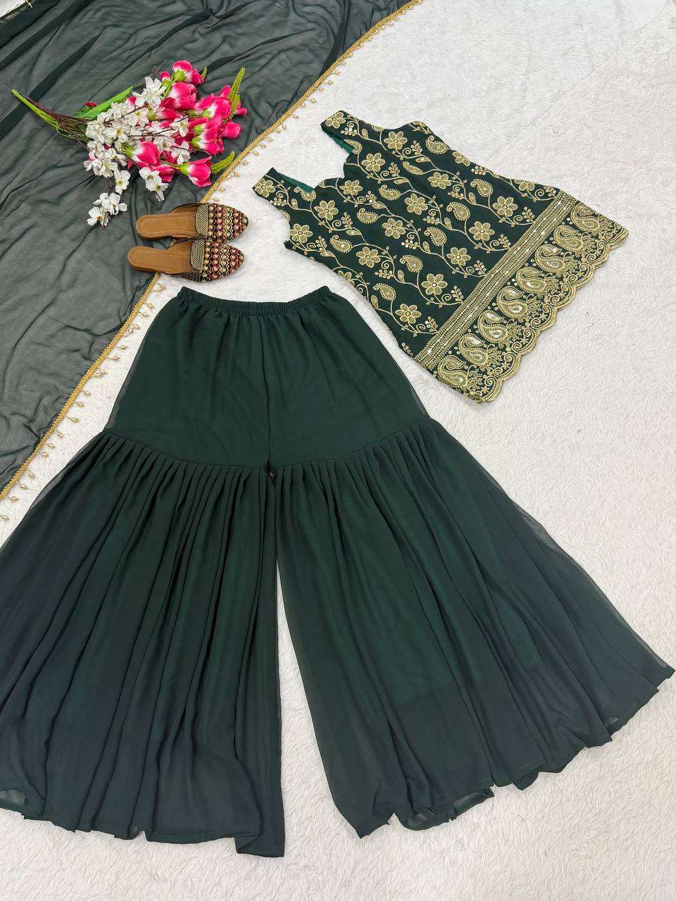 MD 3093 GEORGETTE HEAVY EMBROIDERED DESIGNER WEDDING WEAR LADIES SUIT