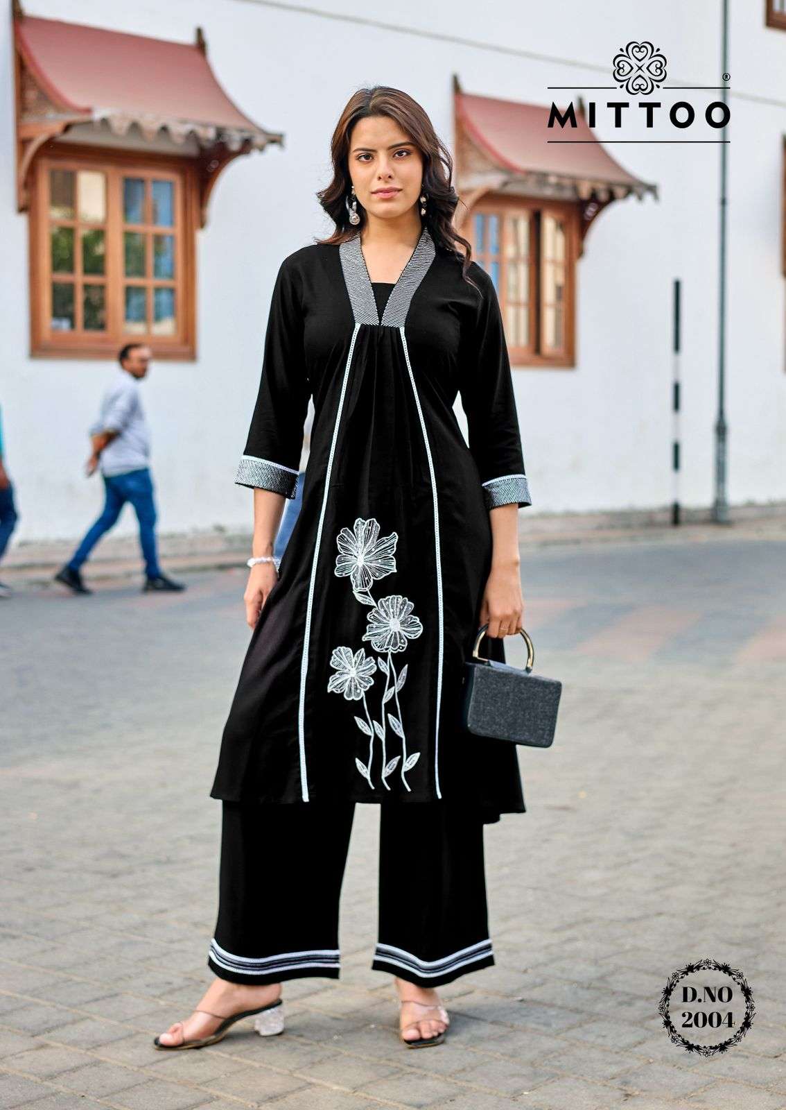 MITTOO IBAADAT RAYON FANCY PREETY LOOKS SUMMER WEAR LADIES KURTI WITH BOTTOM PAIR 