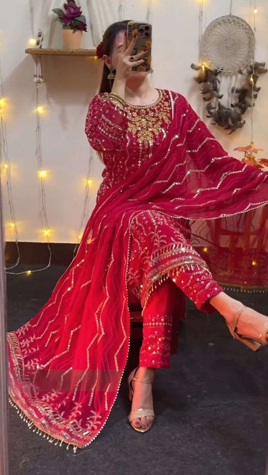 PD 1050 GEORGETTE BEAUTIFUL DESIGNER LOOK PARTY WEAR LADIES SUIT 