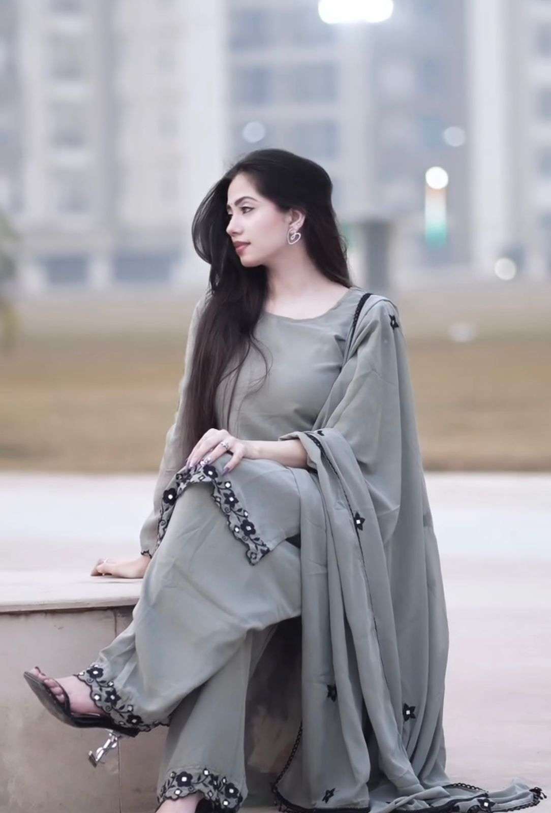 PD 1093 GEORGETTE PARTY WEAR DESIGNER LOOK TOP WITH FARSHI PLAZZO AND DUPATTA SET 