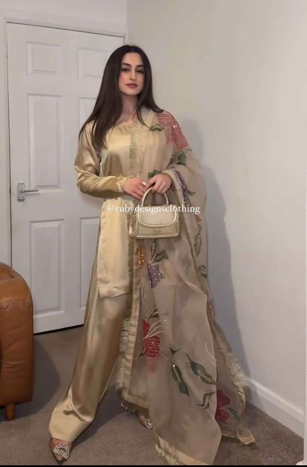 PD 1098 SATIN SILK BEAUTIFUL DESIGNER LOOK PARTY WEAR LADIES SUIT