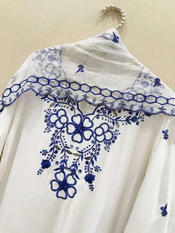 RTC 6018 CHANDERI SILK PREETY LOOK DESIGNER LADIES FUNCTION WEAR SUIT