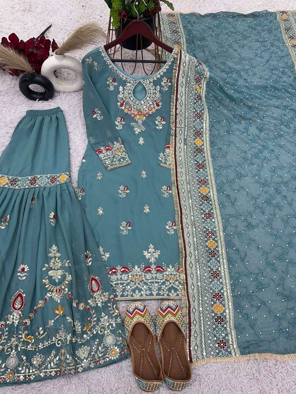 SSR 5007 GEORGETTE HEAVY DESIGNER PARTY WEAR LADIES SHARARA SUIT