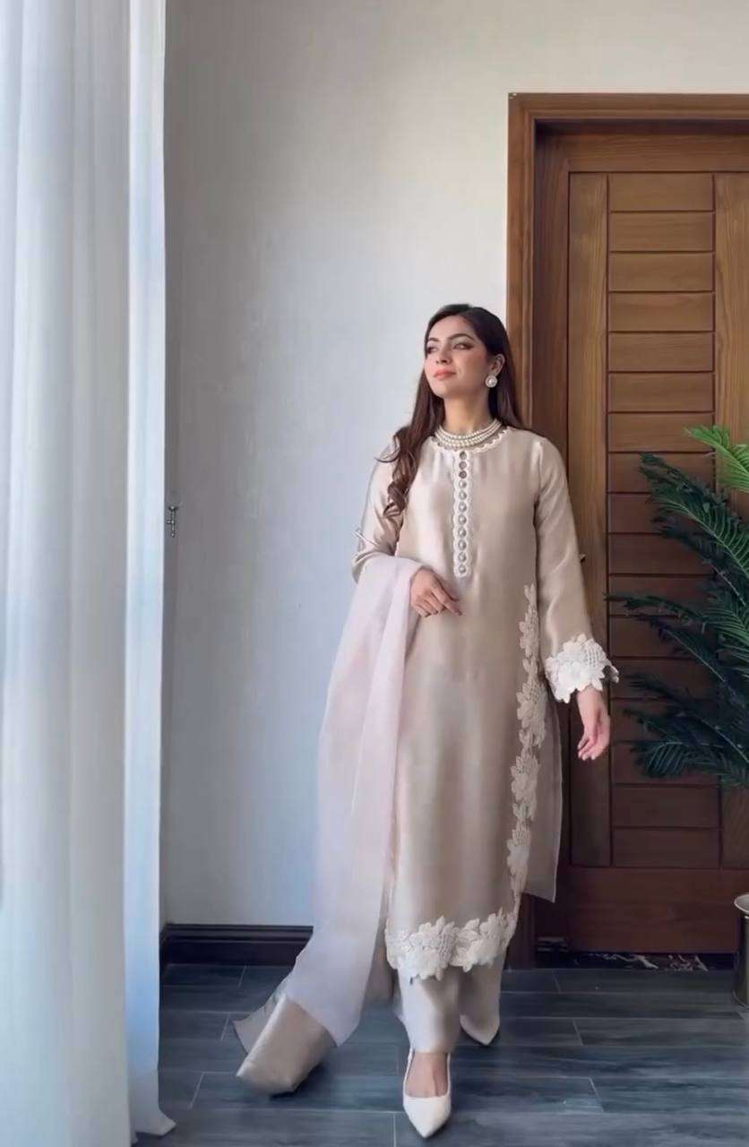 ST 213 SILK  FANCY WORK LADIES 3PCS SET COLLECTION 