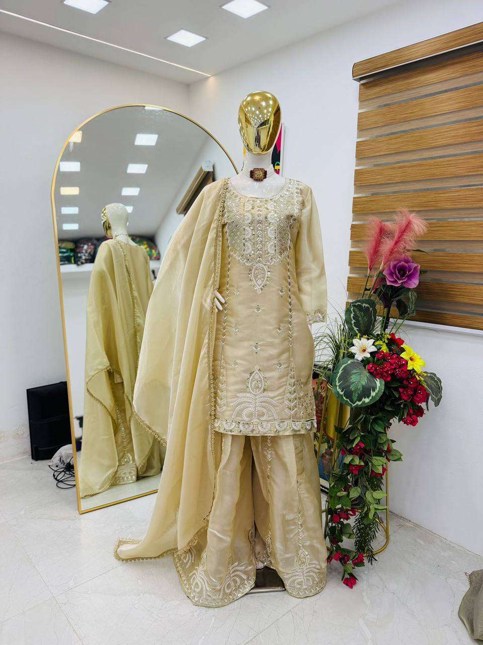 ZB 5066 JIMMY SILK HEAVY BEAUTIFUL DESIGNER LOOK PARTY WEAR LADIES SUIT