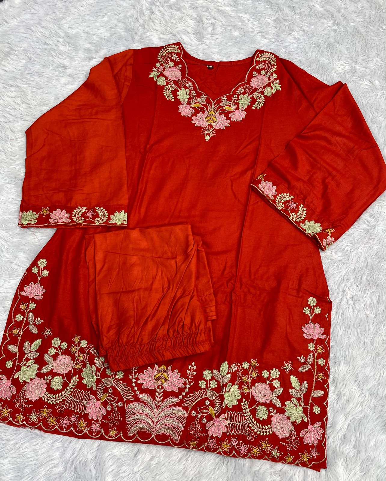 INLI KITTY PARTY RAYON FANCY WORKS LADIES KURTI BOTTOM PAIR 