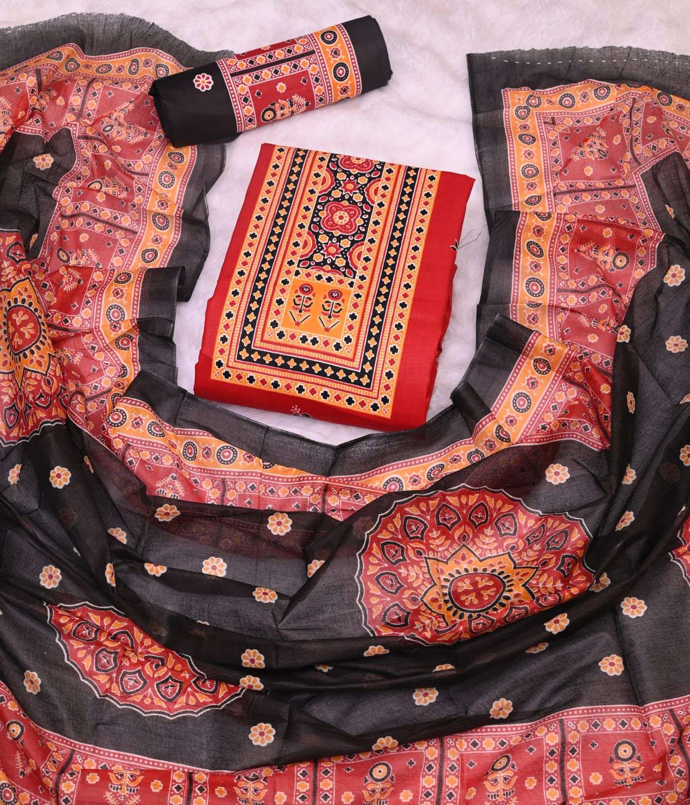 JS PRIYA PEHNAWA AJRAK VOL 4 COTTON BATIK PRINT SALWAR SUIT