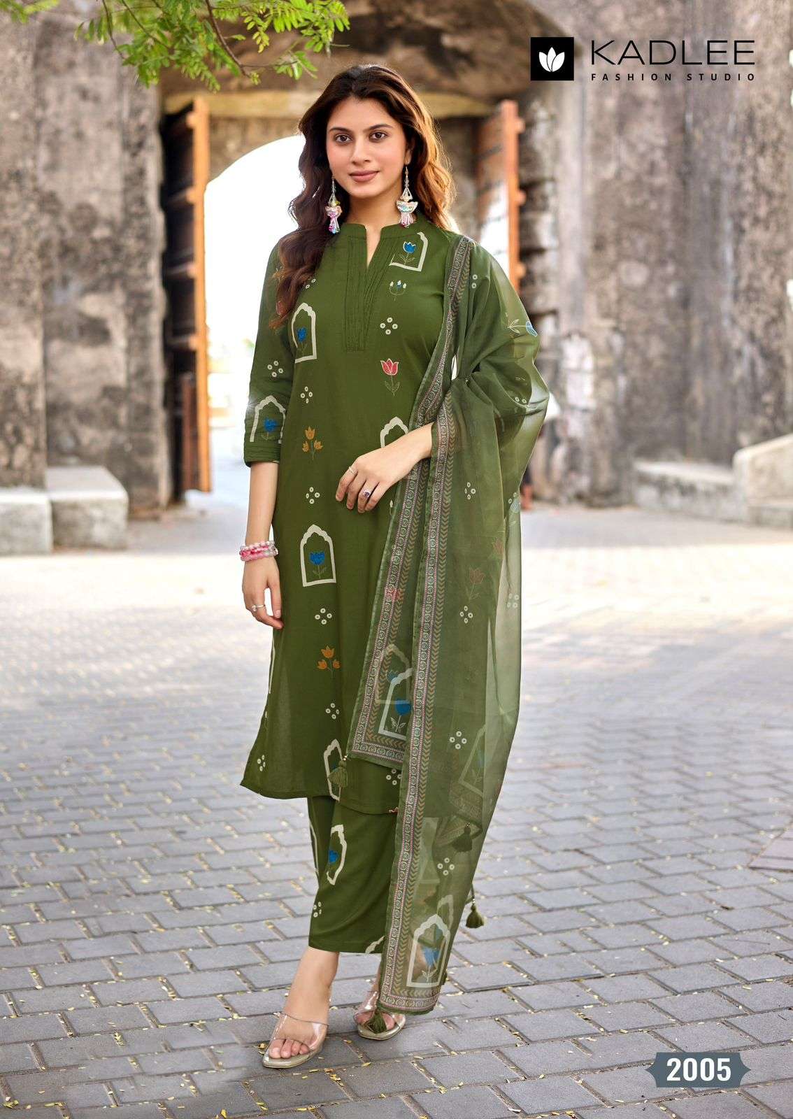 KADLEE FASHION CLASSY LOOK RAYON PRINT FANCY LADIES KURTI BOTTOM AND DUPATTA SET 