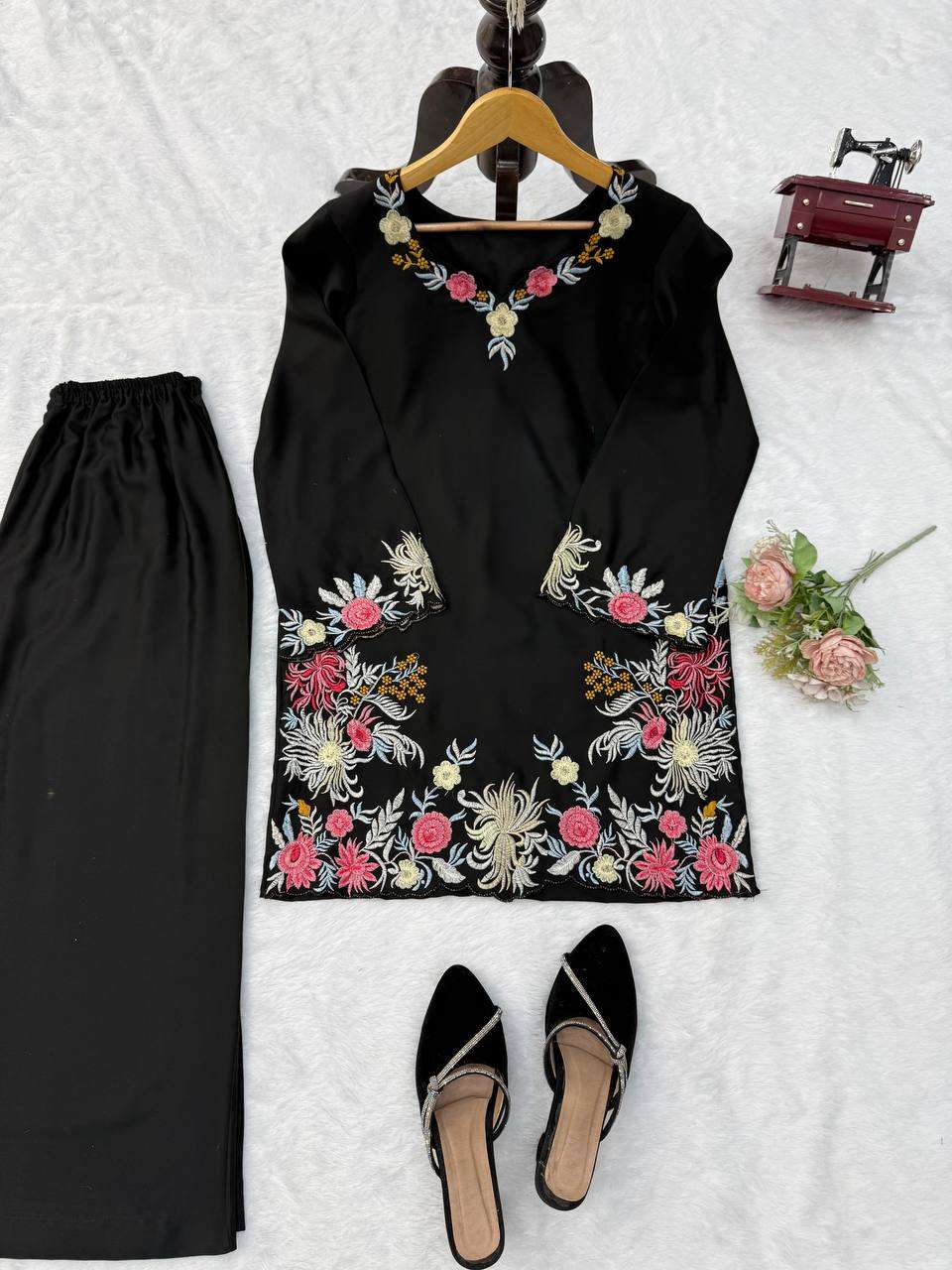 KD 1618 RAYON FANCY WORK LADIES ETHNIC WEAR TOP PLAZZO PAIR 