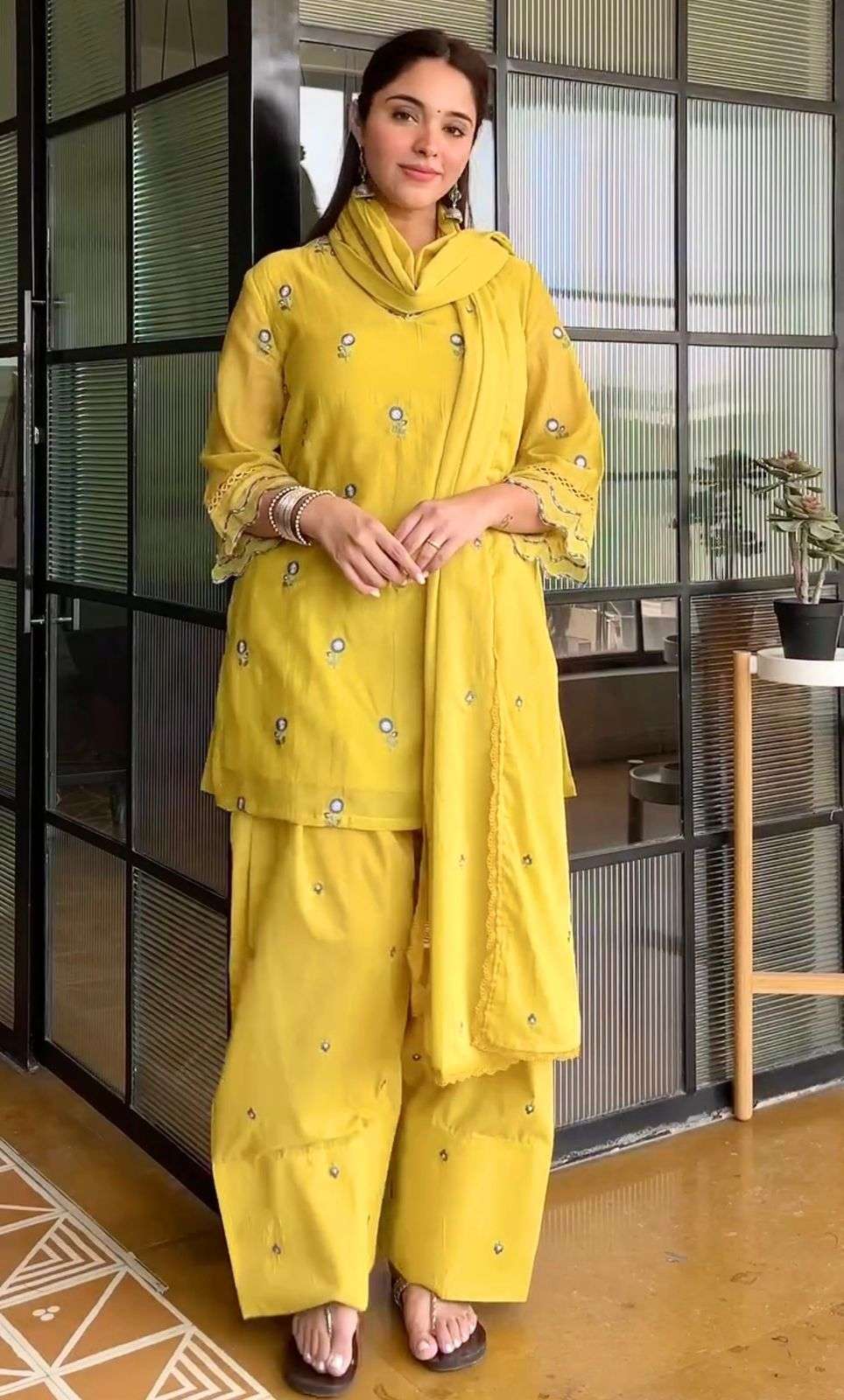  LADY LOOK 043 SATIN FABRIC PREETY LOOK DESIGNER LADIES PARTY WEAR SUIT