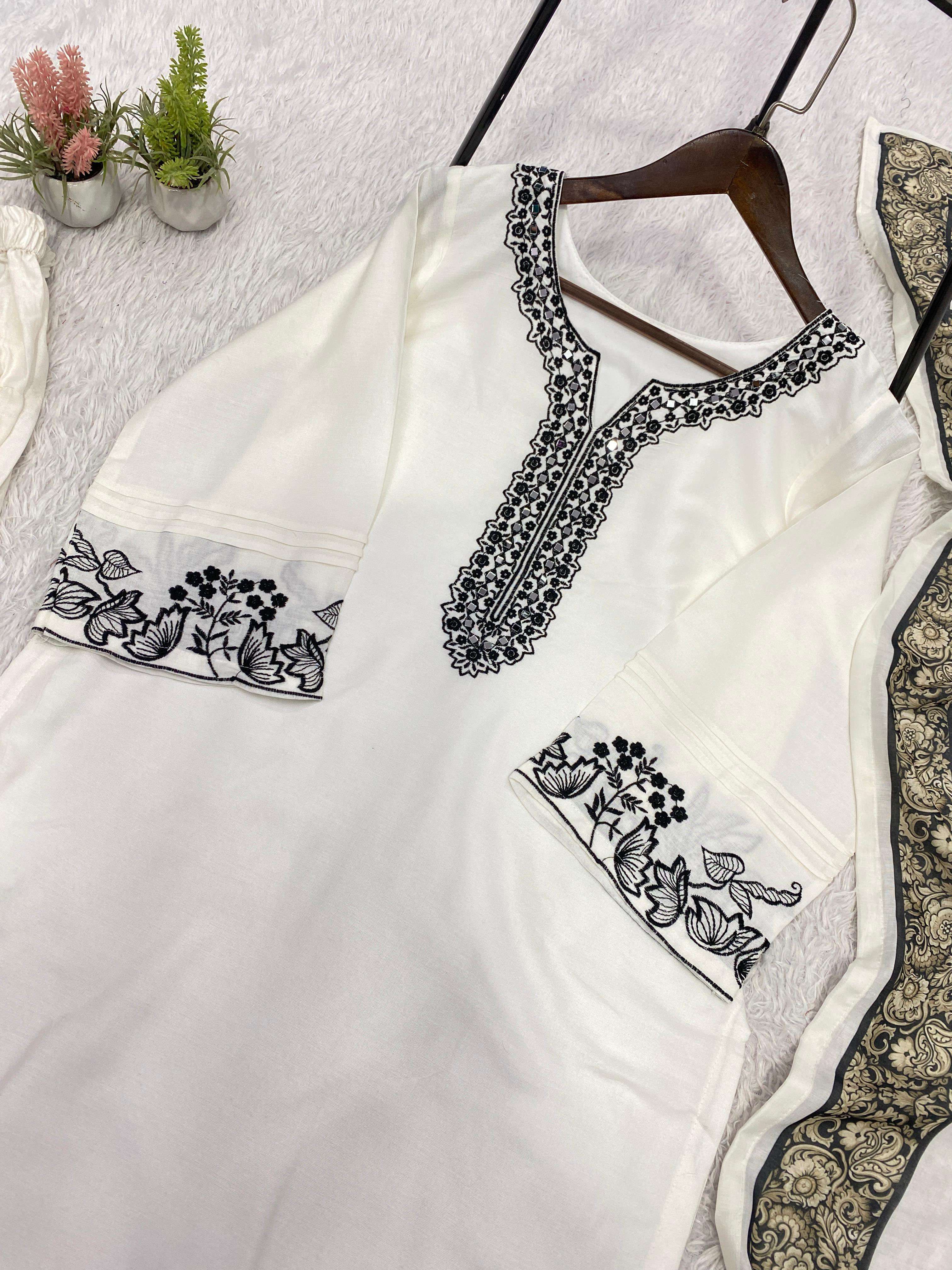 LG 2107 RAYON FANCY EMBROIDERY WORK LADIES PAKISTANI STYLE SUIT 