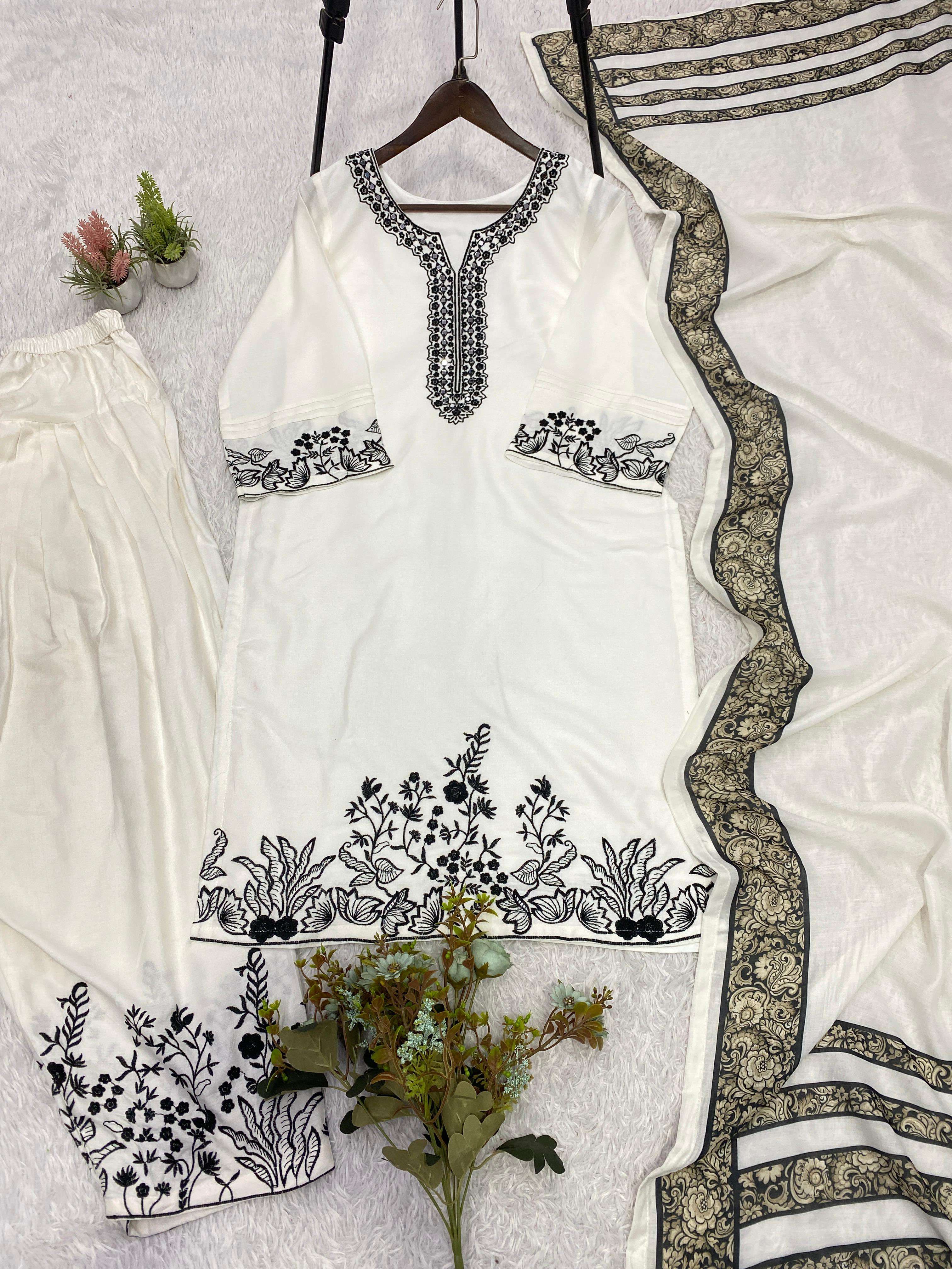 LG 2107 RAYON FANCY EMBROIDERY WORK LADIES PAKISTANI STYLE SUIT 