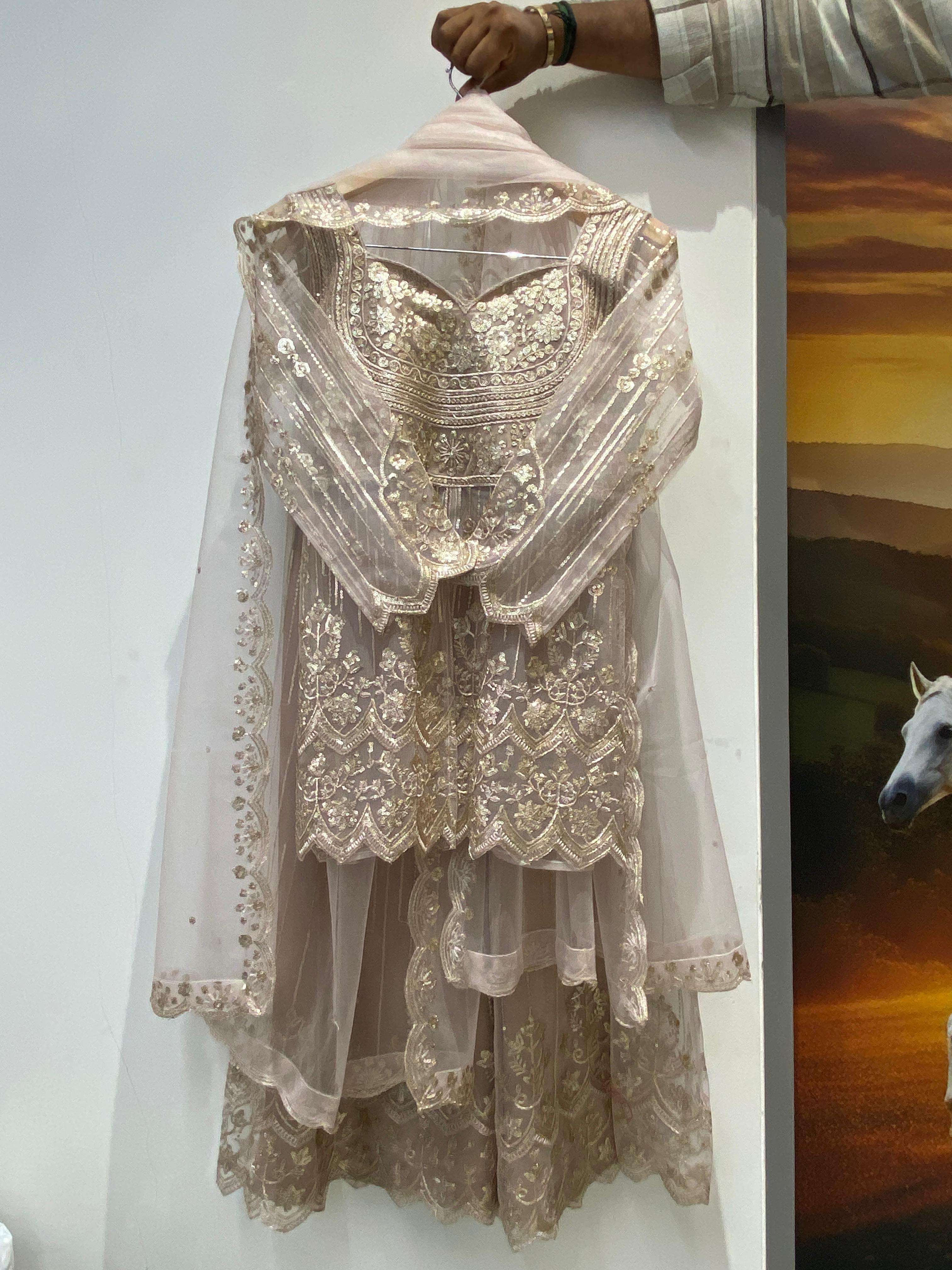 LG 2114 BUTTERFLY NET BEAUTIFUL DESIGNER LOOK PARTY WEAR LADIES SUIT