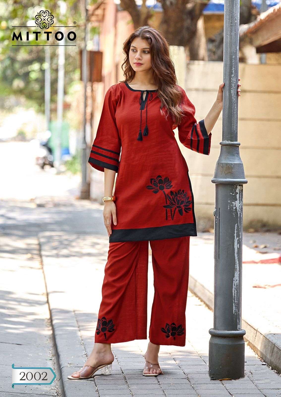 MITTOO MARINE LIFE VISCOSE FANCY SUMMER WEAR LADIES CO-ORD SET