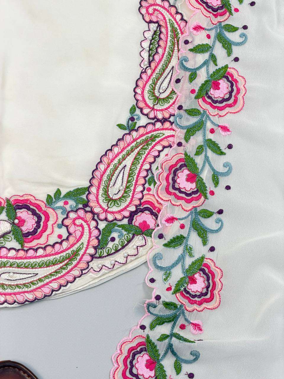 SRK 5348 GEORGETTE BEAUTIFUL EMBROIDERY DESIGNER LOOK SUIT