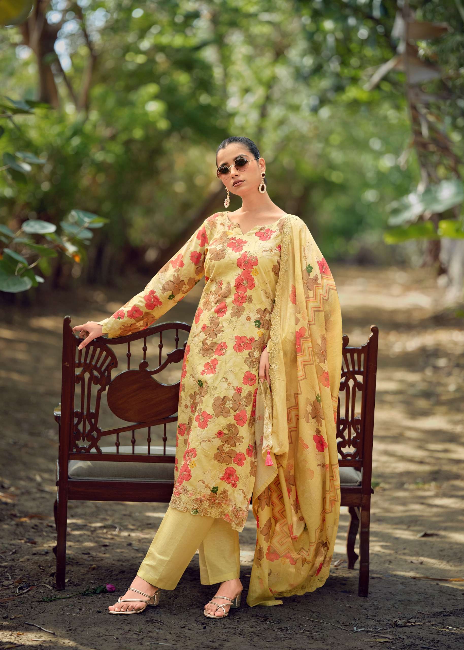 THE HERMITAGE SHOP IZNIK VOL 2 LAWN COTTON DIGITAL PRINT WITH FANCY WORK SUIT