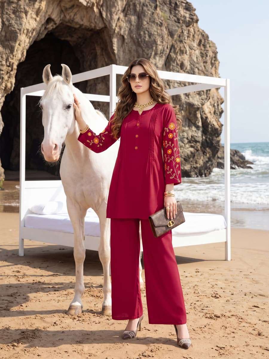 TIPS AND TOPS HONEY RAYON FANCY COOL LOOKS SUMMER WEAR LADIES CO-ORD SET