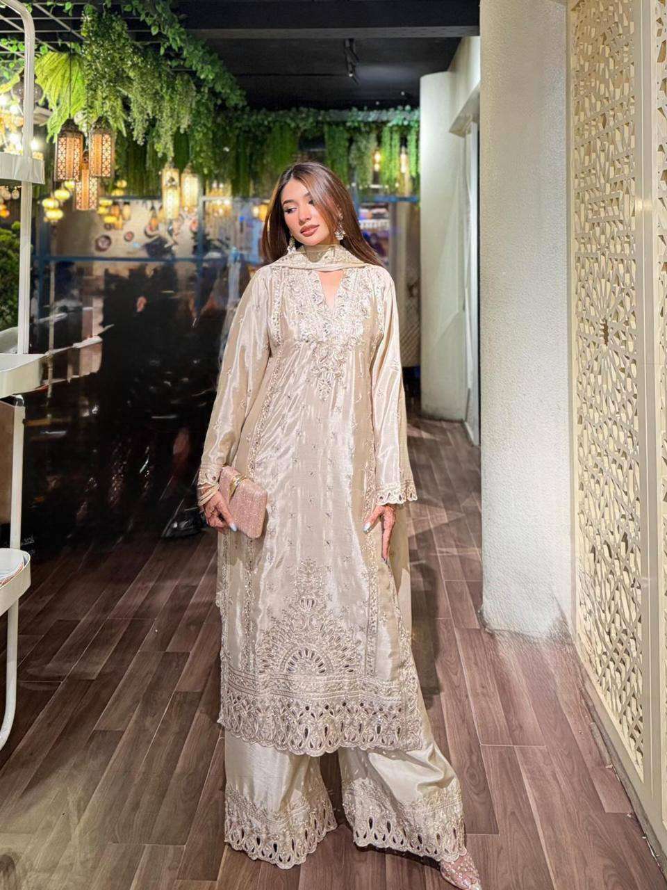 ZC 8022 SILK HEAVY EMBROIDERD ELEGANT LOOK BEAUTIFUL DESIGNER SUIT