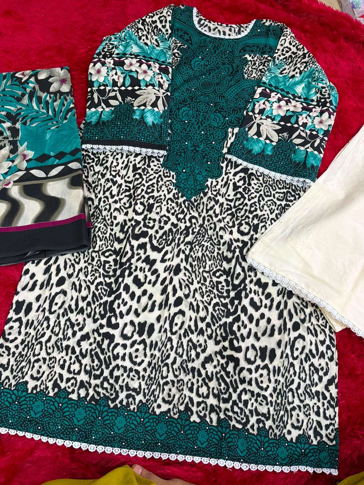 AALIZ PRINTS BIN SAHEED VOL 16 READY MADE COLLECTION