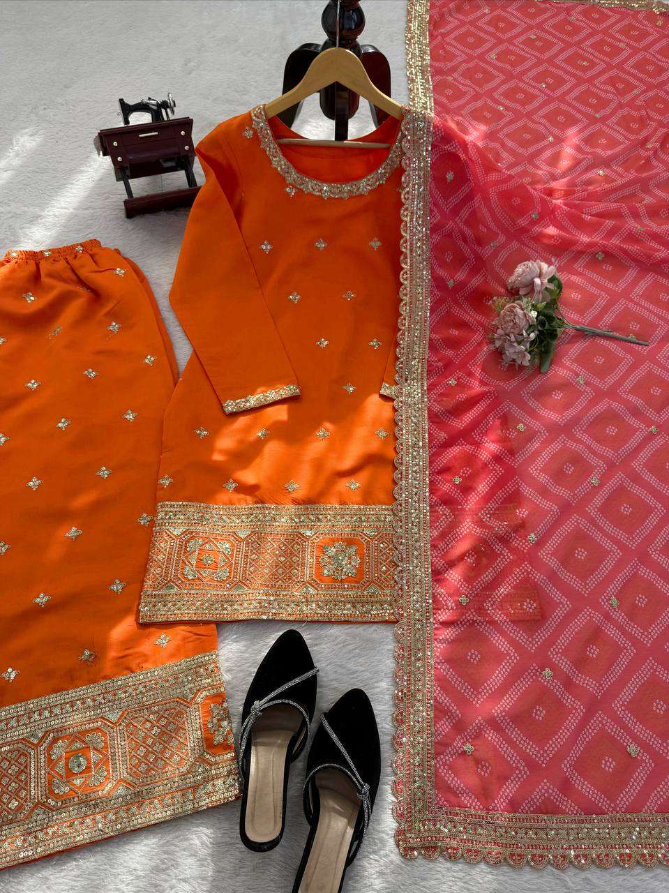 KD 1629 ELEGANT DESIGNER LOOK ETHNIC WEAR LADIES SUIT