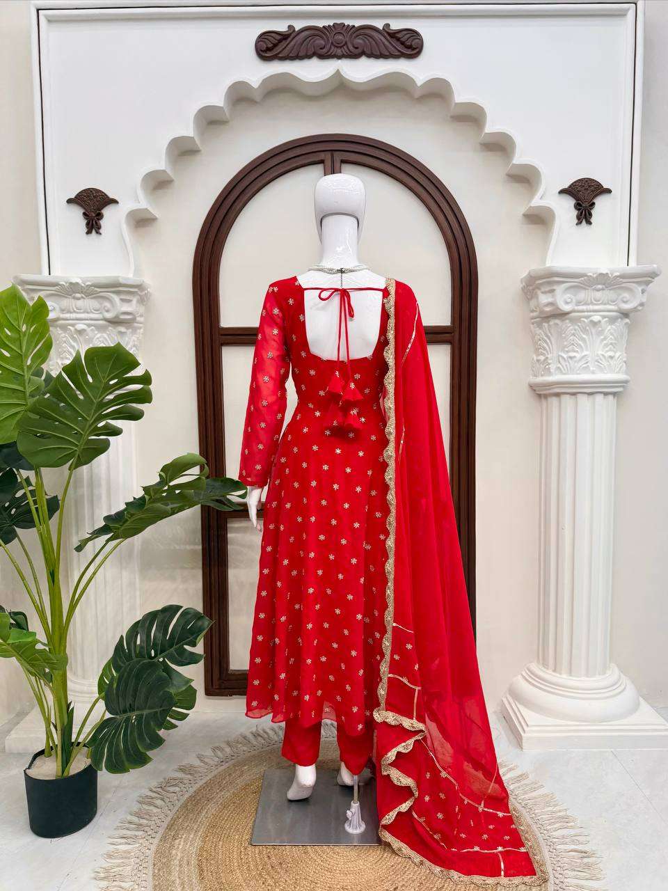 KD 1630 SILK PREETY LOOK DESIGNER LADIES ETHNIC WEAR ANARKALI GOWN STYLE SUIT