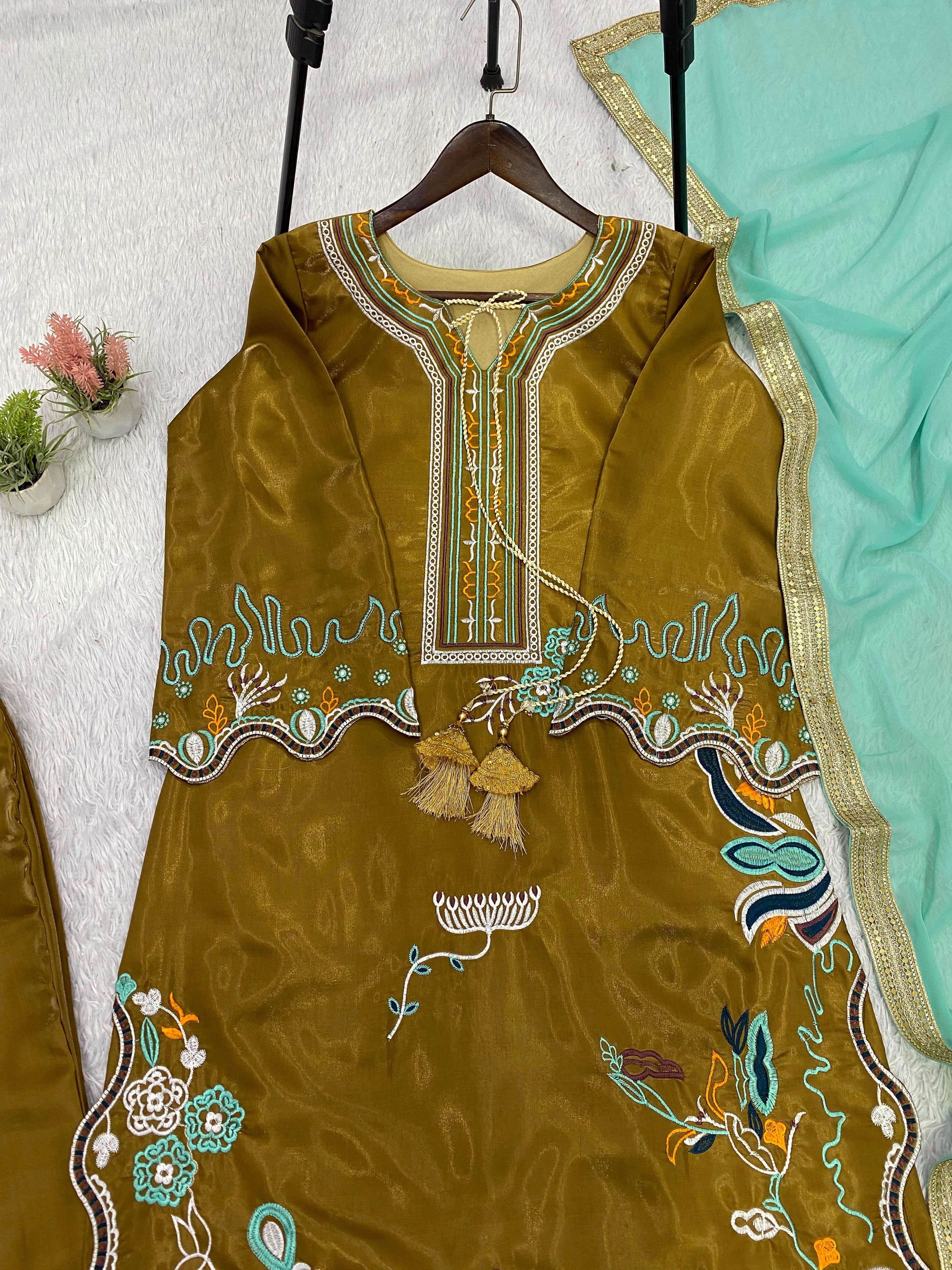 LG 2120 SILK EMBROIDERY DESIGNER WORK WEDDING FUNCTION WEAR SUIT