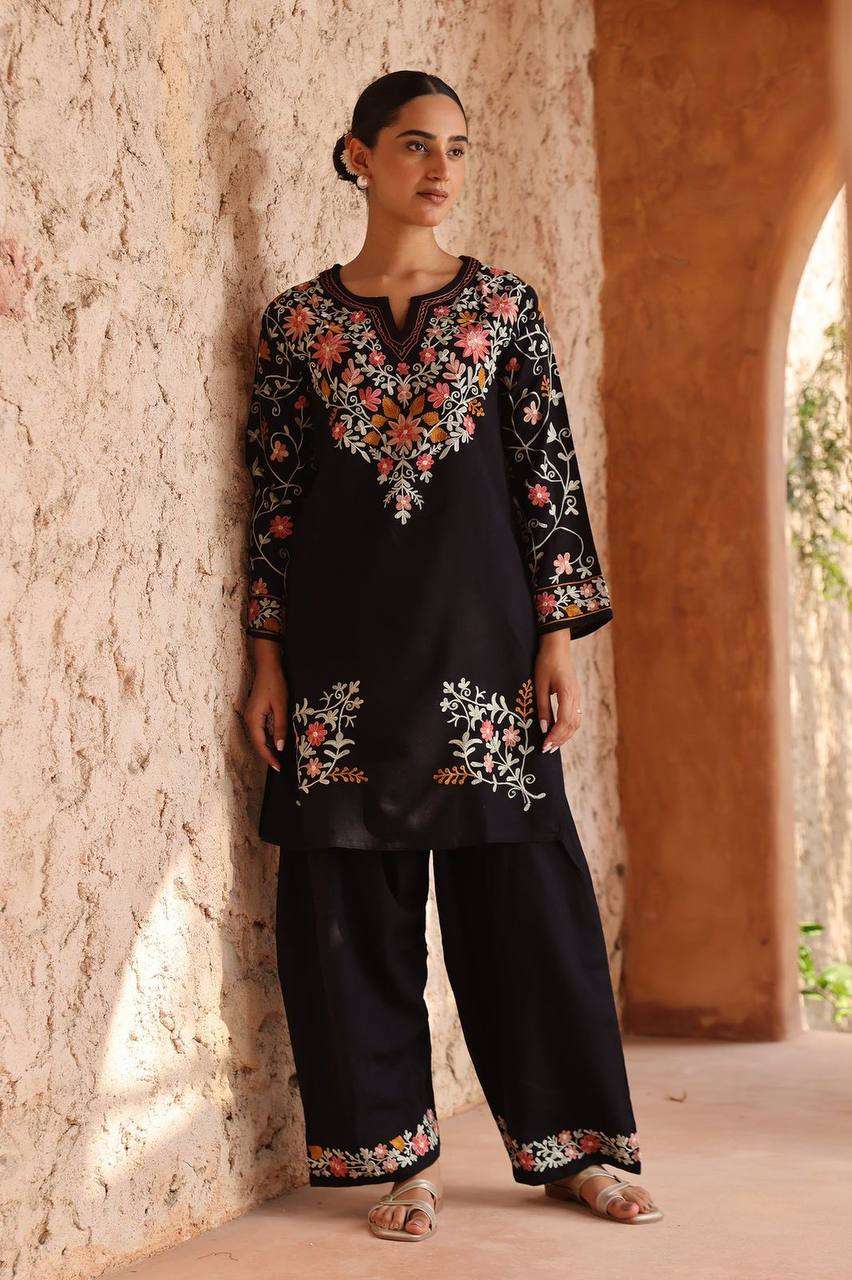 ND 5058 SILK PARTY WEAR LOOK TOP WITH FARSHI SALWAAR AND DUPATTA SET 