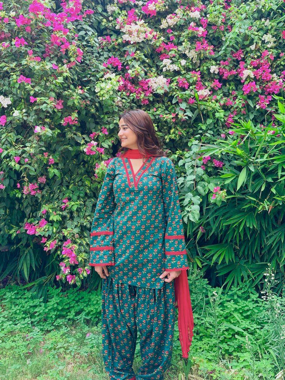 NSR 902 CREPE PRINTED FANCY WEAR LADIES TOP FARSHI PENT AND DUPATTA SET 